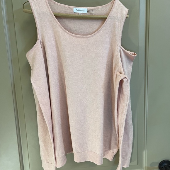 Pink, cold shoulder sweater - Picture 1 of 3